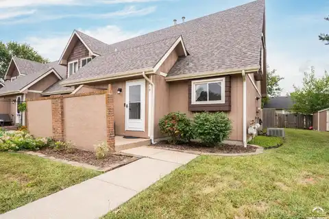 3819 Overland Drive, Lawrence, KS 66049