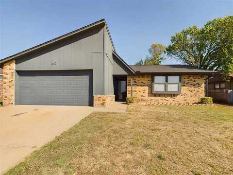 610 SW 64th St, Lawton, OK 73505