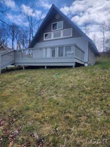 7081 Walnut Hill, Manitou Beach, MI 49253