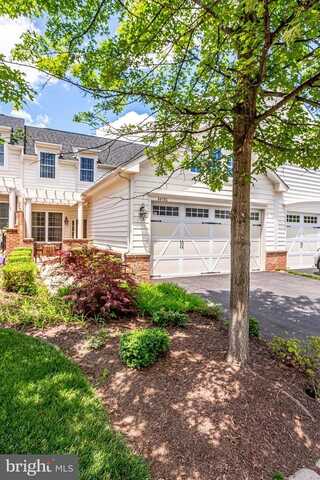 44386 ADARE MANOR SQ, ASHBURN, VA 20147