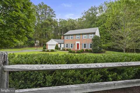 935 WELHAM GREEN RD, GREAT FALLS, VA 22066