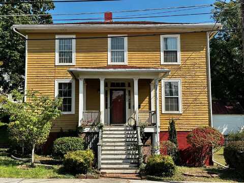 419 N NEW ST, STAUNTON, VA 24401