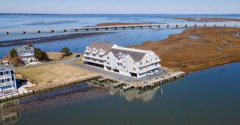 6159 MARSH ISLAND DR, Chincoteague, VA 23336