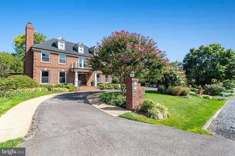 7106 COUNTRY MEADOW CT, MCLEAN, VA 22101