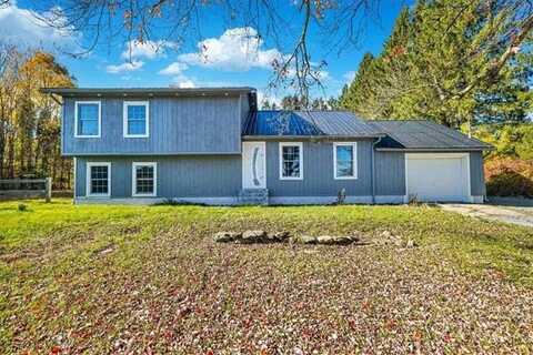 109 Spur Road, Tobyhanna, PA 18347