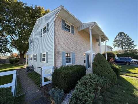 95 Faith Drive, Catasauqua, PA 18032