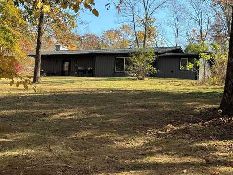 2780 County Rd 160, Des Arc, MO 63636