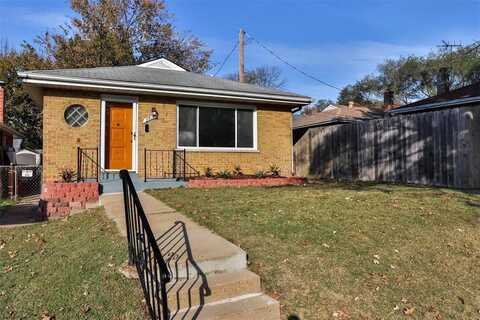 3911 Giles Avenue, Saint Louis, MO 63116