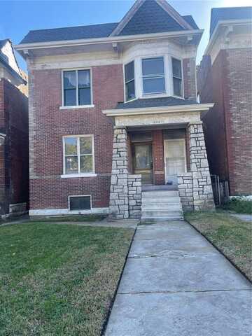 5718 Etzel Avenue, Saint Louis, MO 63112