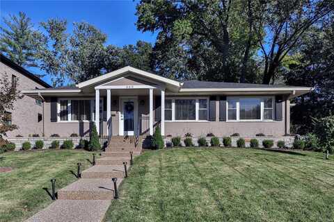 660 Langton Drive, Clayton, MO 63105