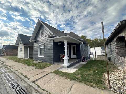 2709 St Marys Avenue, Hannibal, MO 63401