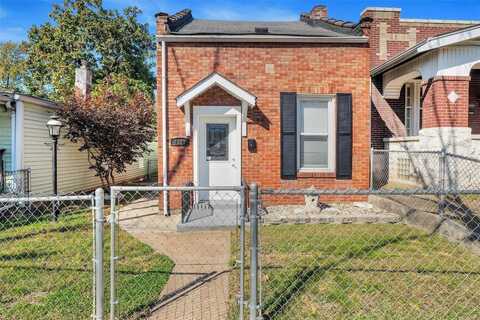 7527 Vermont Avenue, Saint Louis, MO 63111