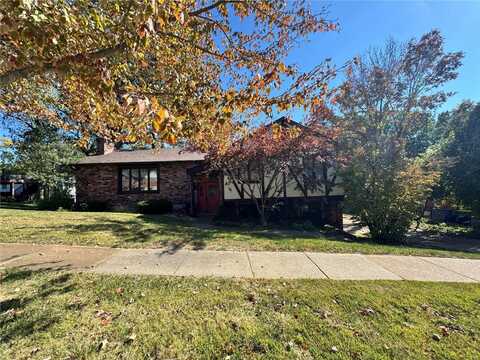 5810 Flaming Leaf Court, Saint Louis, MO 63129