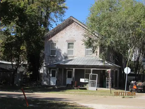 1101 S Carolina Street, Louisiana, MO 63353