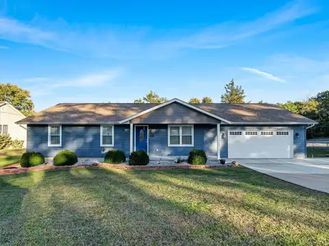 7304 Sennawood Drive, Cedar Hill, MO 63016