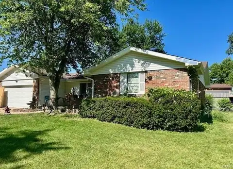 5823 Mayberry Drive, Imperial, MO 63052