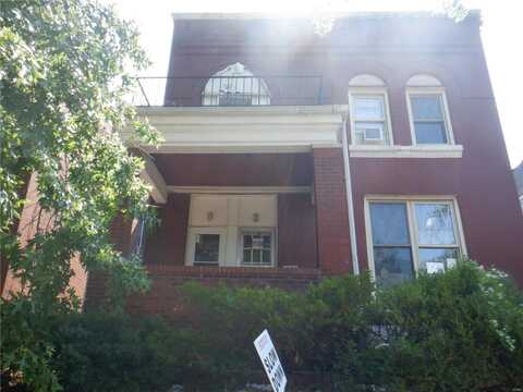 4424 S Grand Boulevard, Saint Louis, MO 63111