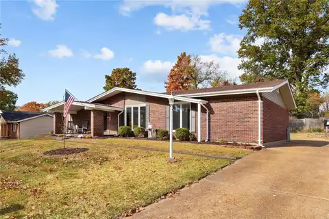 4063 Browning Drive, Florissant, MO 63033