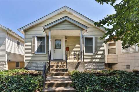 5235 Schollmeyer, Saint Louis, MO 63109