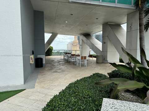 888 Biscayne Blvd, Miami, FL 33132