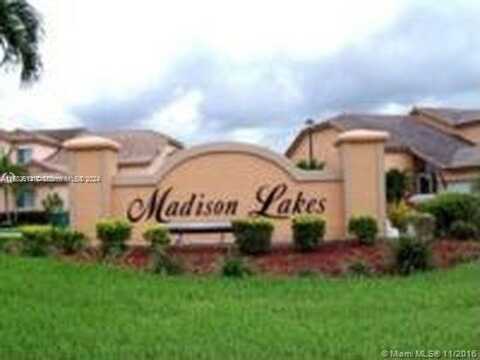 5167 E Madison Lakes Cir E, Davie, FL 33328