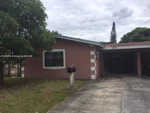 1570 NW 127th St, North Miami, FL 33167