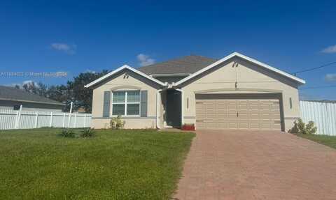 1713 NW 9 St, Cape Coral, FL 33993