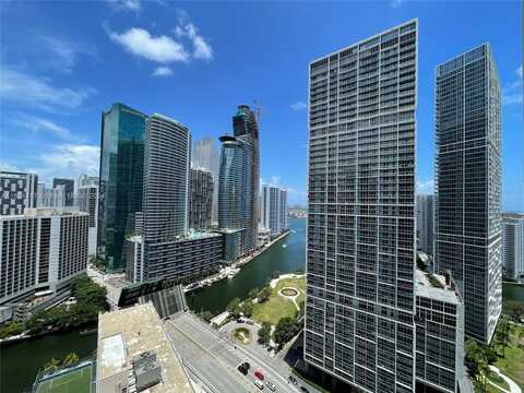 500 Brickell Ave, Miami, FL 33131