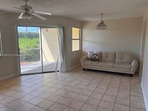 2247 SE 27th Dr, Homestead, FL 33035