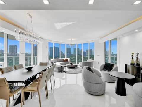 19333 Collins Ave, Sunny Isles Beach, FL 33160