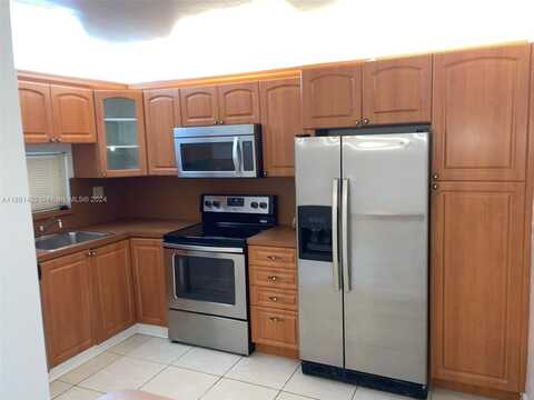 8940 S Hollybrook Blvd, Pembroke Pines, FL 33025