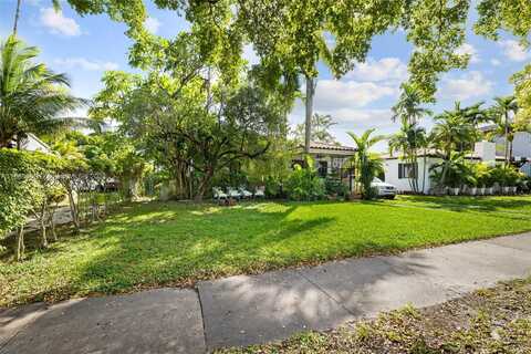 524 Mendoza Ave, Coral Gables, FL 33134