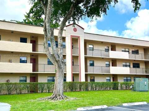 3396 Foxcroft Rd, Miramar, FL 33025