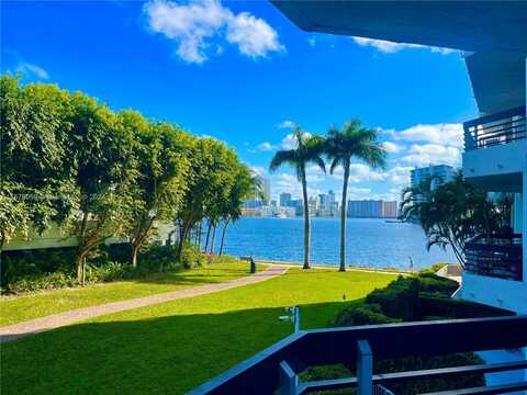 3530 Mystic Pointe Dr, Aventura, FL 33180
