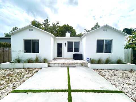 52 NW 47th St, Miami, FL 33127