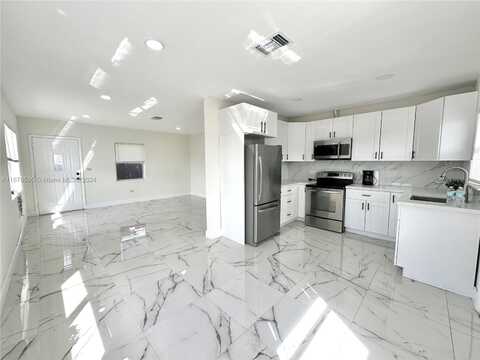 5211 NW 30th Ct, Miami, FL 33142