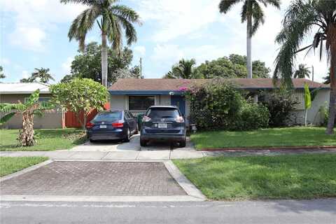 118 NE 1st Ct, Dania Beach, FL 33004