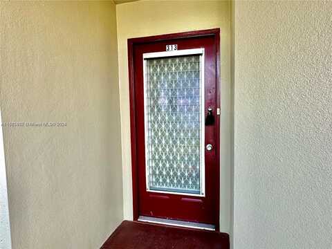 12800 SW 7th Ct, Pembroke Pines, FL 33027