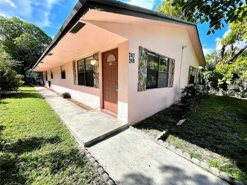 247 SW 7th St, Dania Beach, FL 33004