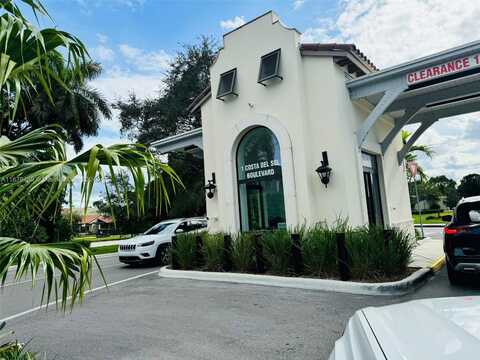 3443 Torremolinos Ave, Doral, FL 33178