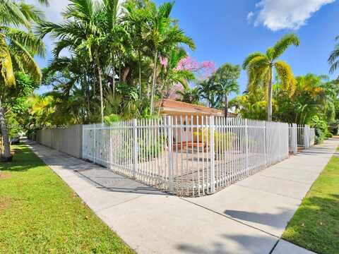 5021 SW 7th St, Miami, FL 33134