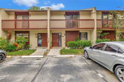 865 NW 47th St, Deerfield Beach, FL 33064