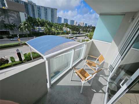 19201 Collins Ave, Sunny Isles Beach, FL 33160