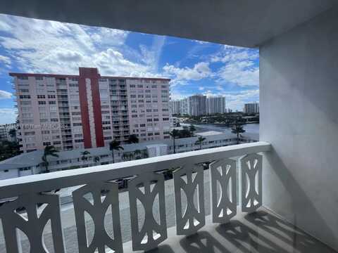 3113 S Ocean Dr, Hallandale Beach, FL 33009