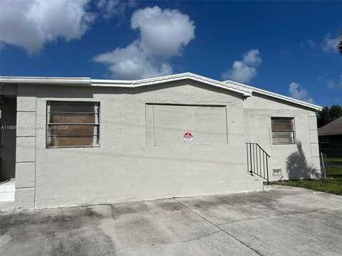 1408 W 33rd St, Riviera Beach, FL 33404