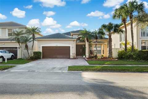 1244 NW 167th Ave, Pembroke Pines, FL 33028