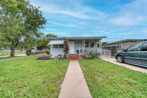 700 W 32nd St, Hialeah, FL 33012