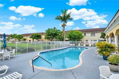 580 NE 21st Ter, Homestead, FL 33033