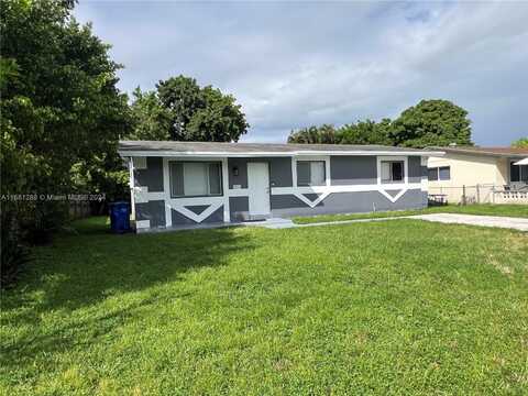 2821 NW 8th St, Pompano Beach, FL 33069