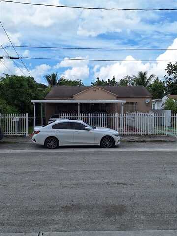 1439 NW 26th St, Miami, FL 33142